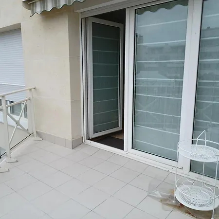 Splendide Soleil Terrasse * Sceaux (Hauts-de-Seine)